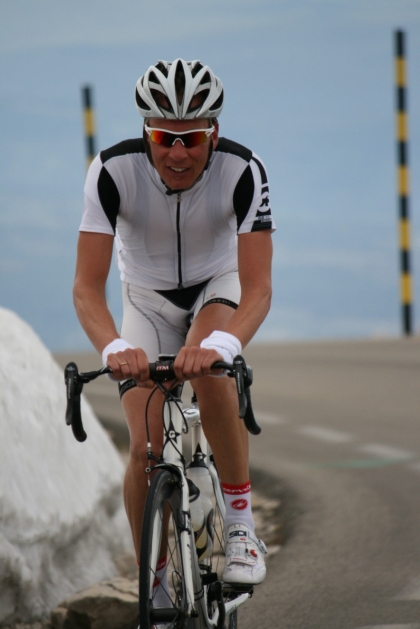 Mark Janssen beklimt de Mont Ventoux