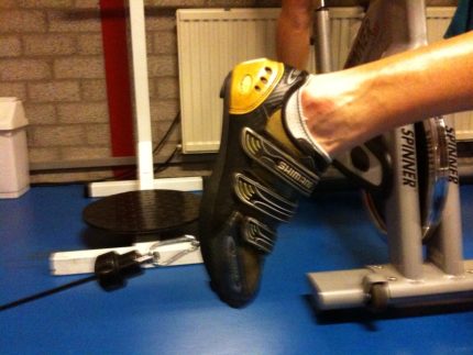 Krachttraining voor wielrenners in de fitnesszaal