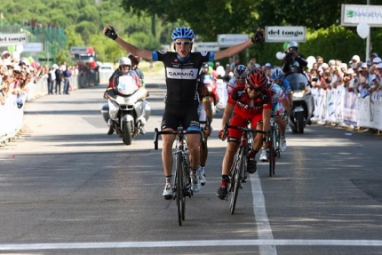 Dan Martin wins Giro della Toscana