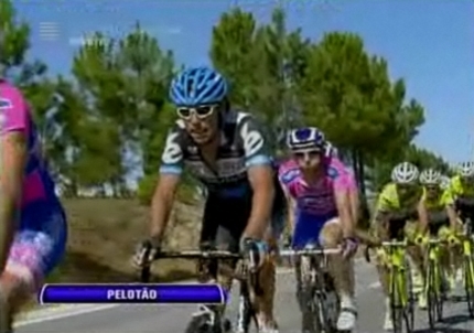 Thomas volgt in het peloton tijdens de 4e etappe Ronde van Portugal