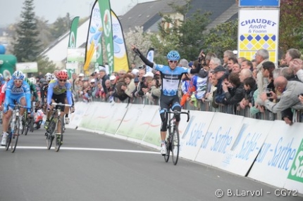 Thomas Dekker wint de 5e etappen van La Sarthe